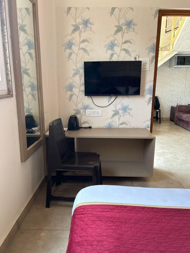 Bedroom 2, The Commune ISKCON, Varanasi