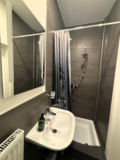 Bathroom 6