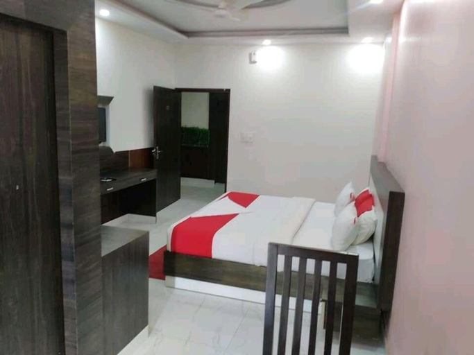 Bedroom 2, Hotel Rajvanshi Palace By WB Inn, Gurgaon
