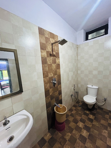 Bathroom, Data Inn, Sirohi