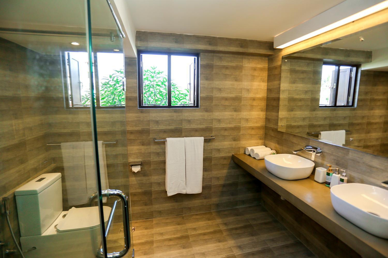Bathroom 4, Riviera Tide, Bentota