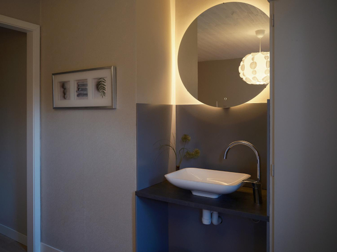 Bathroom 3, Herrestad Bed & Guestroom, Värnamo