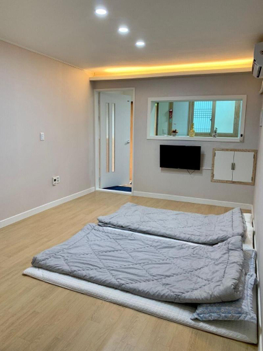 Bedroom 4, GyeongJu Ran Han-ok, Gyeongju