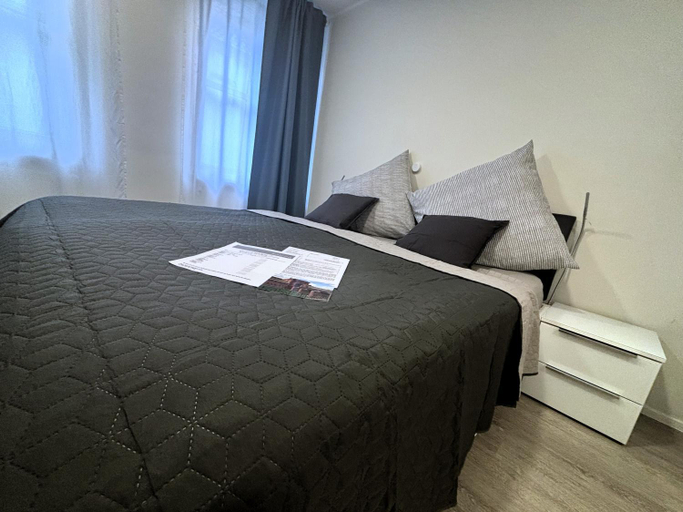 Bedroom 12
