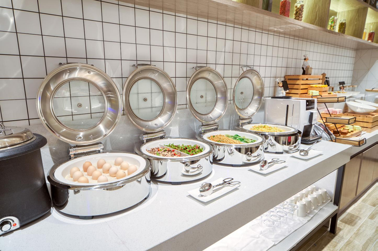 Food & Drinks 5, Borrman Hotel Hechi Education Center Zhuangyuan, Hechi