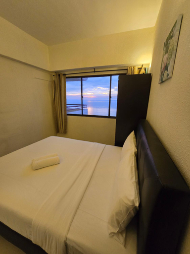 Bedroom 4, Sunshine Seaview Apartment, Penang Island