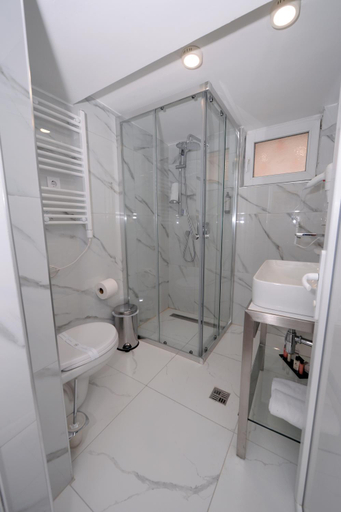 Others 4, Alexandar Square Apartments