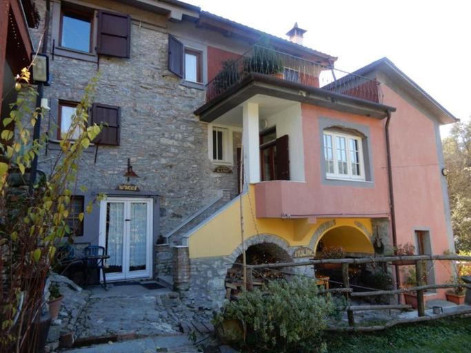 Exterior 7