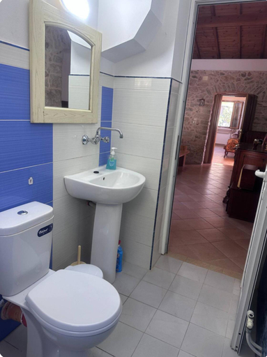 Others 5, Adrianas Guest House, Vlorës