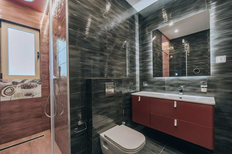 Others 3, Villa Principium with Infinity Edge Pool&Hot Tub