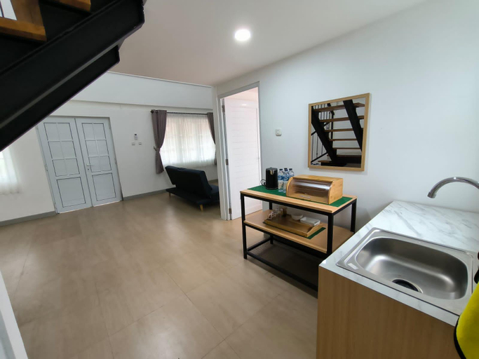 Bedroom 13
