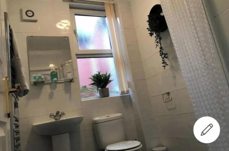 Bathroom, Citywide Hospitality, Sefton