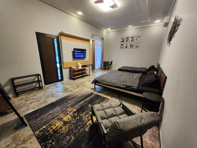 Bedroom 9