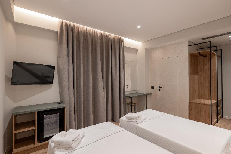 Bedroom 3, Bora Bora Hotel, Sarandës