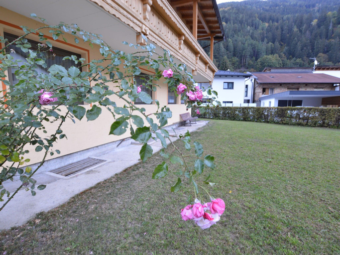 Others 4, Apartment in Oetz near Ski Lift, Imst
