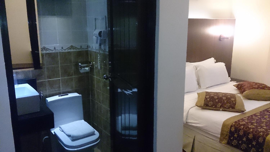 Bedroom 3, Hotel & Apartment Ambassador 3, Labuan