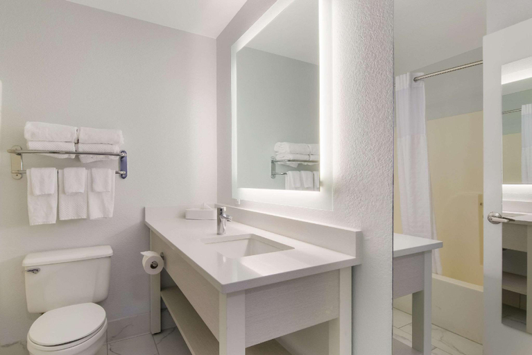 Bathroom 5