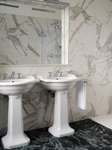 Bathroom 5, Grand Hotel Miramare , Genova