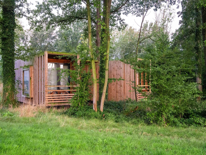 Others 5, Tranquil Nature Escape for Two, Hainaut