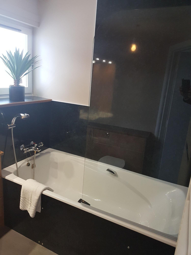 Bathroom 3, Loch Eyre Cottage, Highland