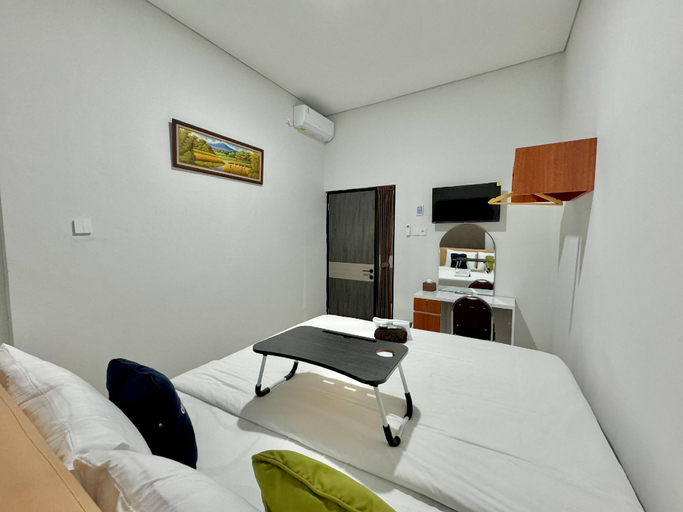 Bedroom 13