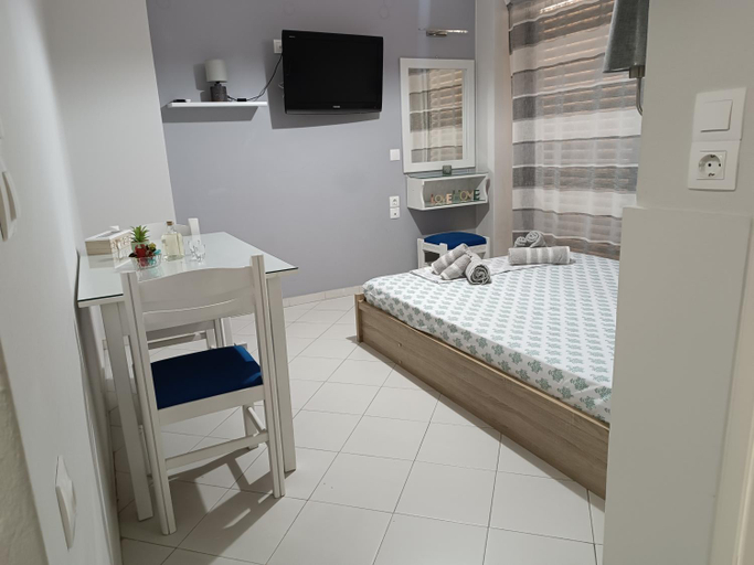 Others 5, Evi's House, Crete