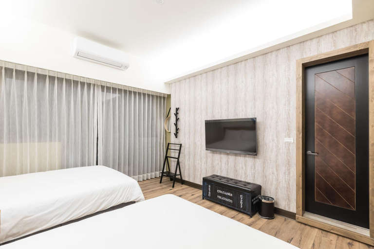 Bedroom 3, Peach Blossom, Taitung