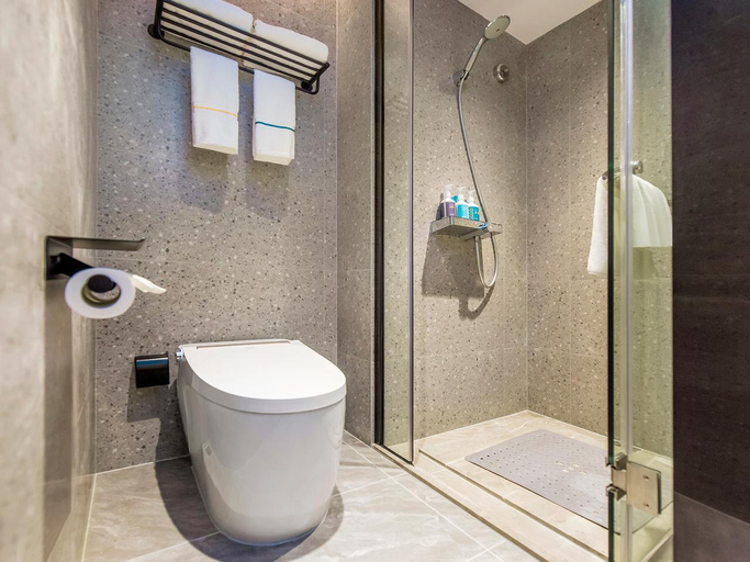 Bathroom, City Comfort Inn Qu County Government Wanxing Plaza, Dazhou