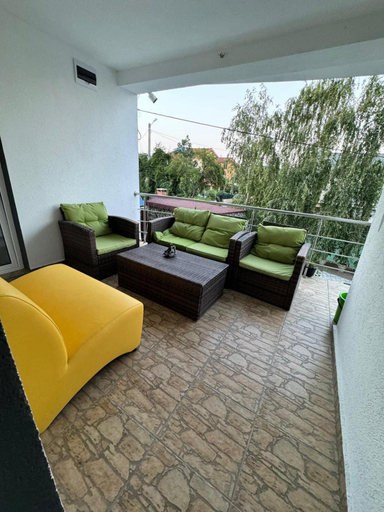 Others 3, Casa Silvia, Tuzla