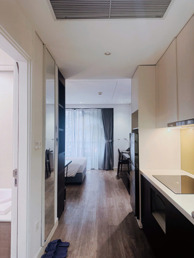 Dining Room 10