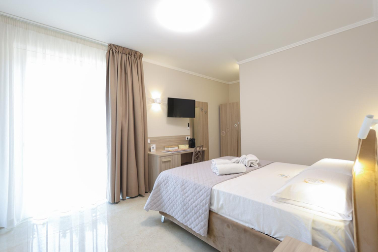 Bedroom 2, Sara B&B Accommodation, Vibo Valentia