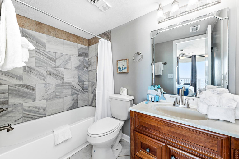 Bathroom 4, Seaside Beach & Racquet Condos, Baldwin