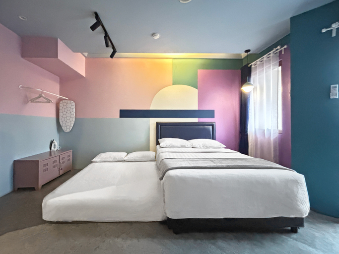 Bedroom 12