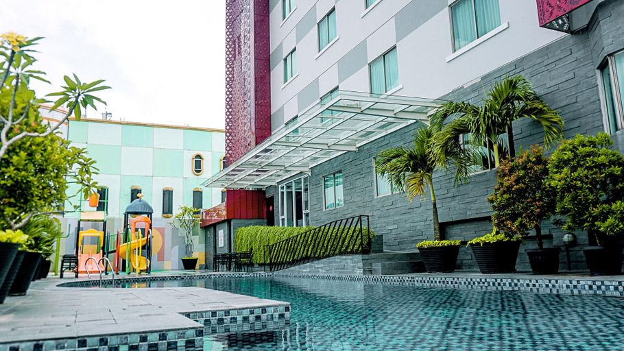 Exterior & Views 2, Grand Zuri Pekanbaru, Pekanbaru