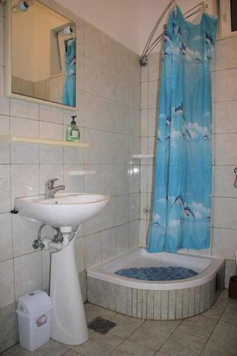 Bathroom 2, Apartments Pidi, Herzegovina-Neretva