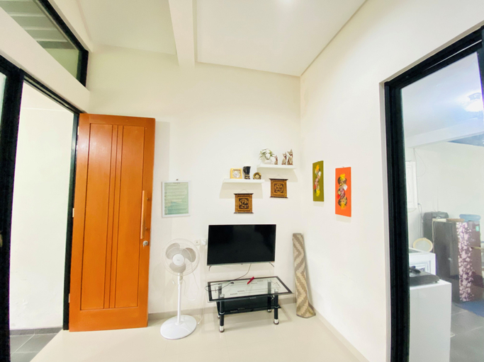 Others 4, Villa Family Greenland - 2 Bedrooms, Malang