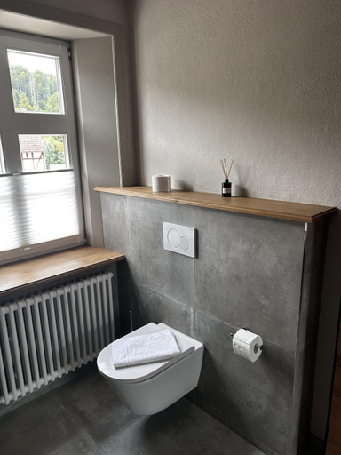 Bathroom 2, Landgasthof Konig von Preußen, Kassel