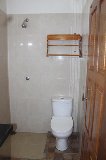 Bathroom, eco trekking lodge, Co Bar & jungle tour's only booking with us !, Langkat
