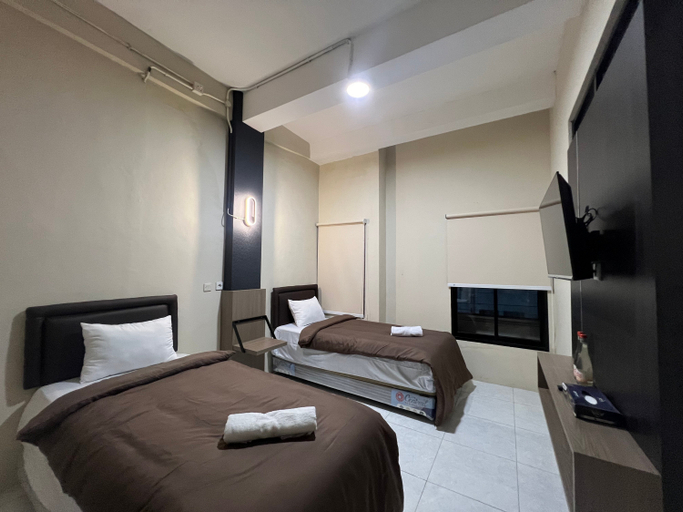 Bedroom 8