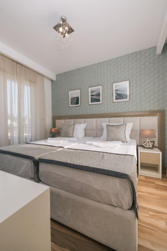 Bedroom 3, Villa Royal Apartments
