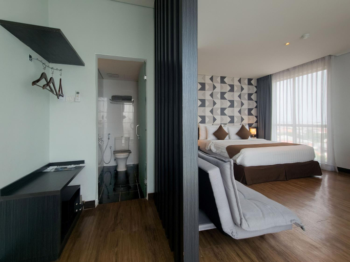 Bedroom 13