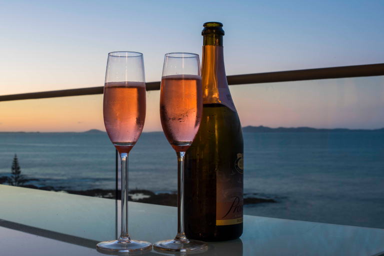 Food & Drinks, Doubtless Bay Villas, Far North