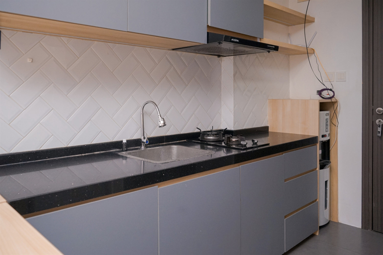 Others 4, Spacious and Comfy Studio Apartment Bintaro Icon By Travelio, South Tangerang