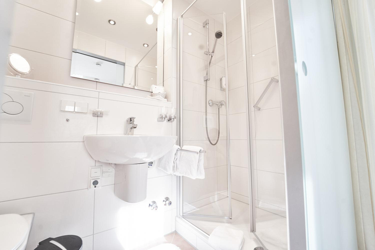 Bathroom 5, Hotel Morgensonne, Breisgau-Hochschwarzwald