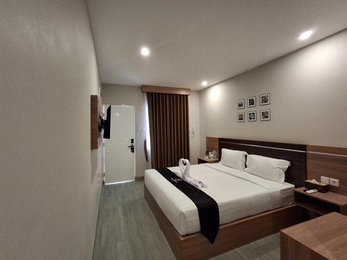 Bedroom 2, Nio Garden Hotel, Sumbawa