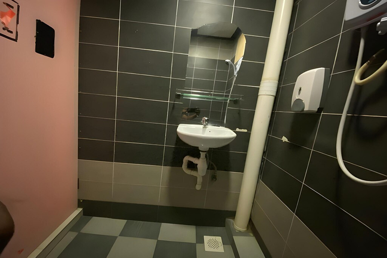 Bathroom 5