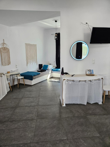 5, Eris Studios, South Aegean