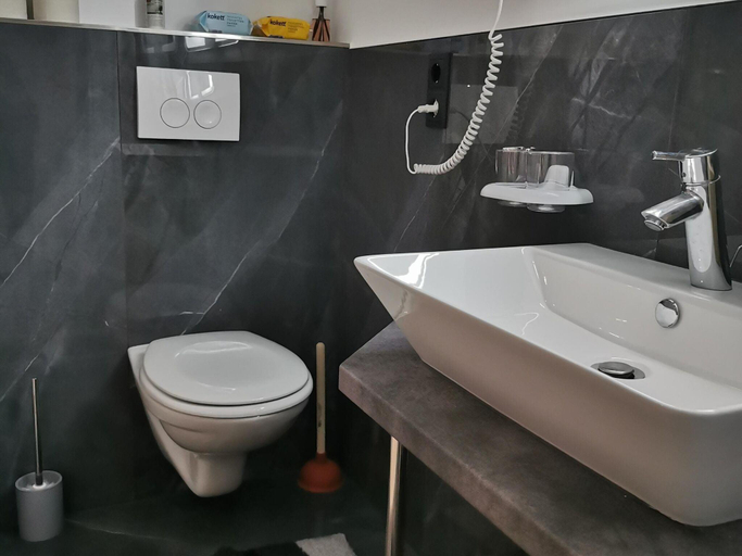 Bathroom 2, Apartment in Oetz near Ski Lift, Imst