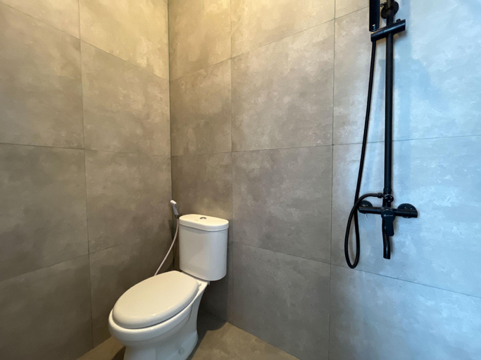 Bathroom 4
