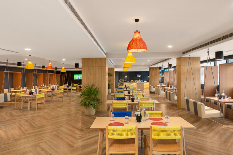 Food & Drinks 4, Ginger Nagpur Airport Road, Nagpur